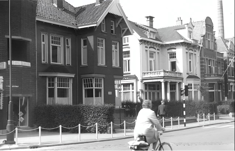 Haaksbergerstraat 66-68 villa's 1967.jpg