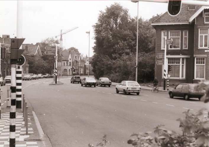 Haaksbergerstraat 68 Kruising C.F. Klaarstraat - Ripperdastraat 1986.jpg