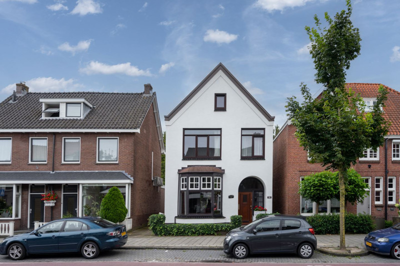 Haaksbergerstraat 189-191-193 vroeger 137-139-141.jpg