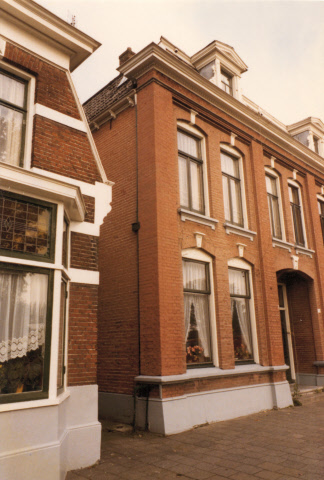Haaksbergerstraat 252 woning foto 1980.jpeg