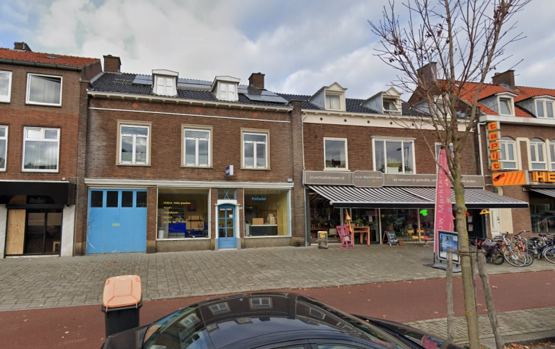 Haaksbergerstraat 318-320 winkelpanden foto 2021.jpg