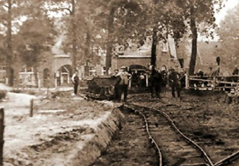 Haaksbergerstraat 374-376 hoek Pathmossingel.jpg