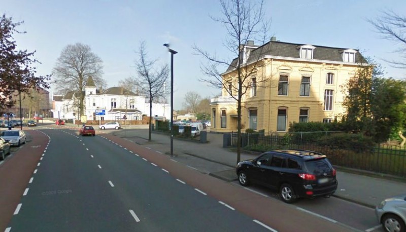 Tegenover jouw oude werkgever.JPG