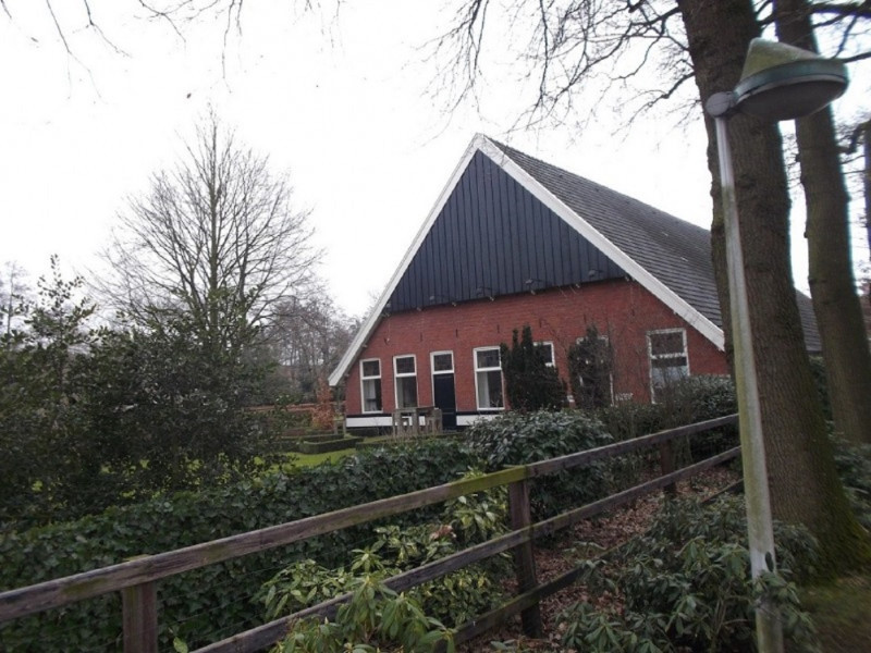 Haaksbergerstraat 501 Kinderdagverblijf Hebbes v.m. boerderij Roerink  bouwjaar 1897.JPG