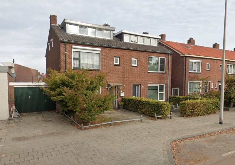 Haaksbergerstraat 588-590 woningen bouwjaar 1959 foto 2022.jpg