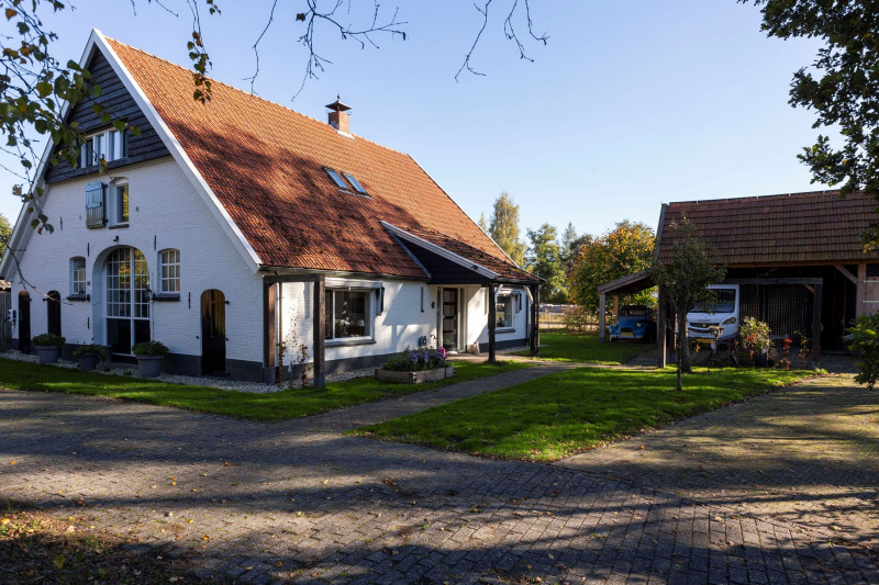 Haaksbergerstraat 1041 woonboerderij.jpg