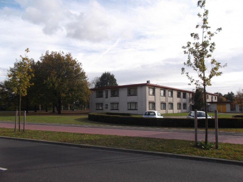 kuipersdijk hoek weth. beversstr. voormalig DCW gebouw.JPG