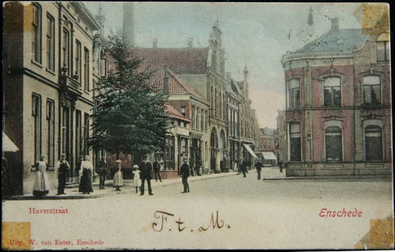 Haverstraat 42-48 vanaf hoek Markt rechts kantoor Heek & Co..jpg