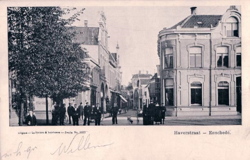 Haverstraat 42-48 vanaf hoek Markt rechts kantoor Heek & Co.jpg