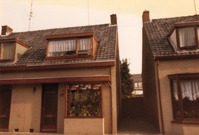 Helenastraat 47 woning foto 1980.jpeg