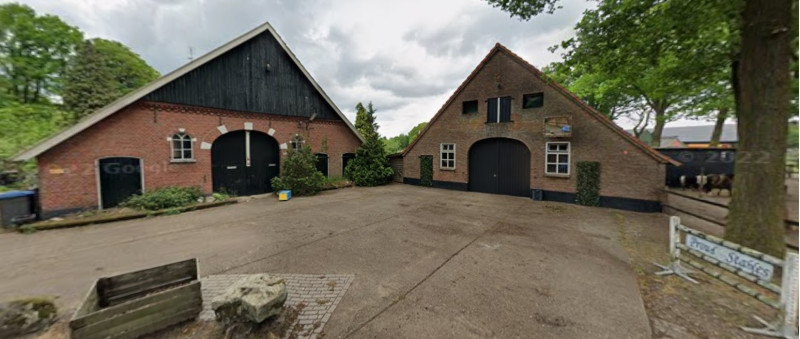 Helmerstraat 320 Proud Stables foto 2022.jpg