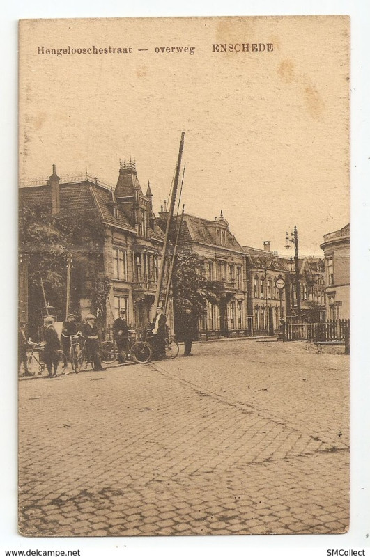 Hengelosestraat 26-28 villa's ter Kuile spoorwegovergang (2).jpg