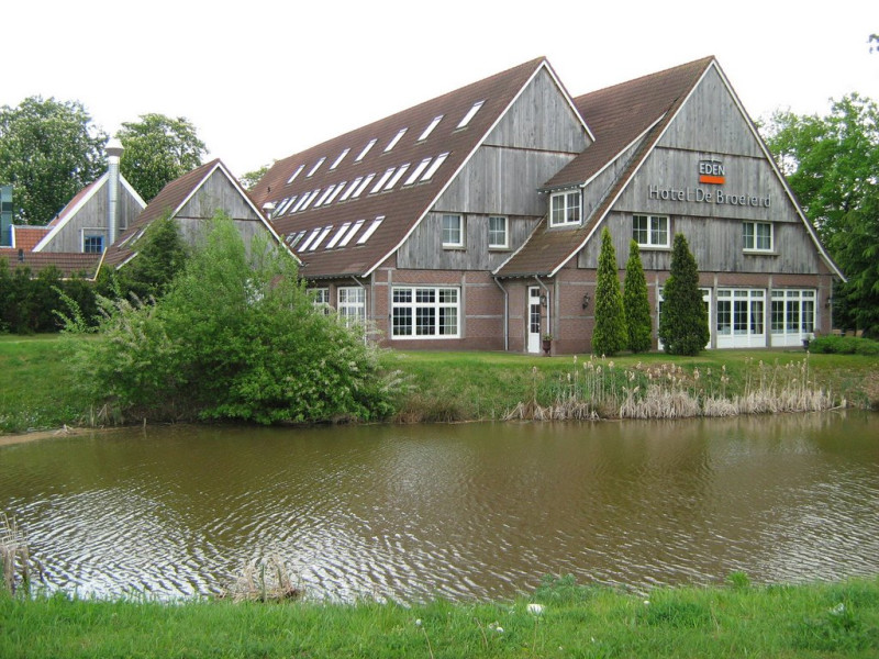 Hengelosestraat 725 Hotel De Broeierd(5).jpg