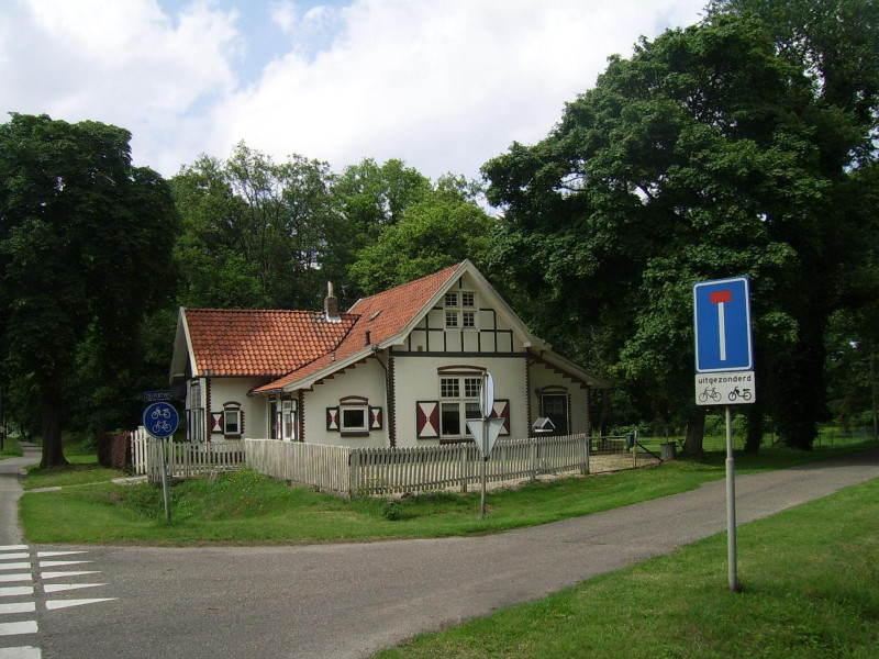 Hengelosestraat 782 foto 30-6-12.jpg