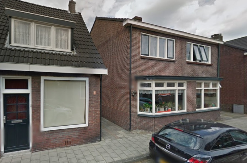 Herman van Hoevellstraat 12-14 woningen bouwjaar 1931 foto 2014.jpg