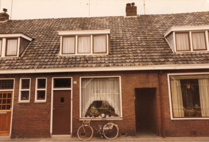 Herman van Hoevellstraat 20 woningen 1980.jpg