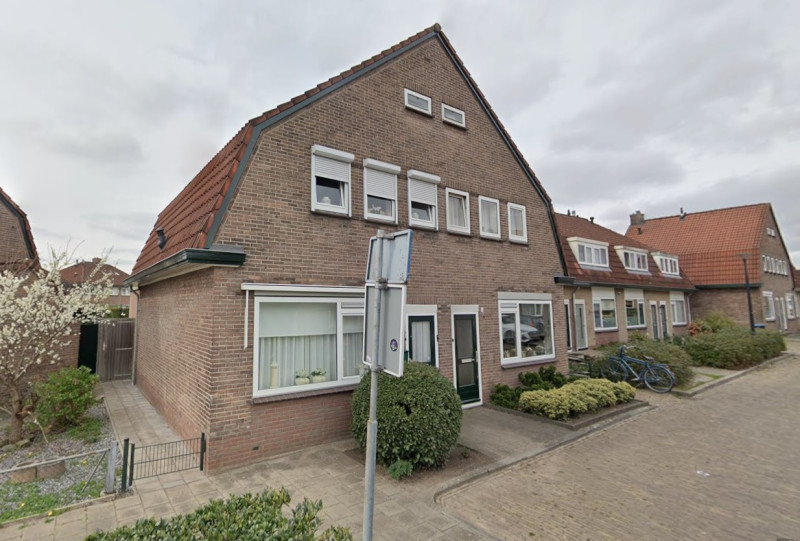 Hoevinkstraat 1-3 woningen bouwjaar 1928 foto 2022.jpg