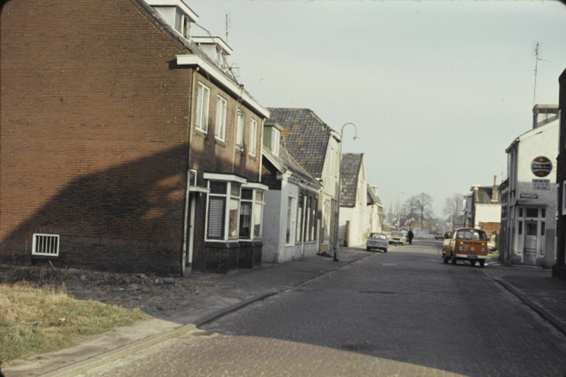 Hoge Bothofstraat 59-61-65 links en Rechts 80-84 hoek Reudinkstraat.jpeg