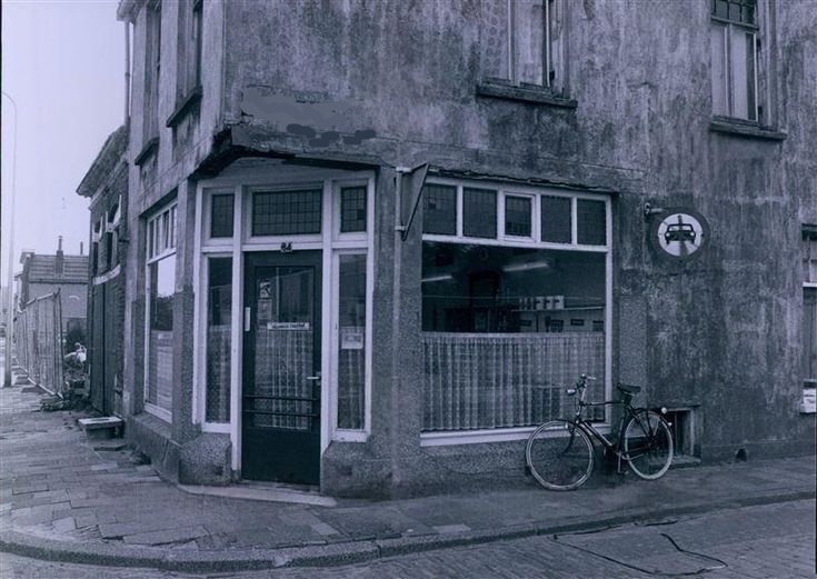Hoge Bothofstraat 84 kapper Horck hoek Reudinkstraat.jpg