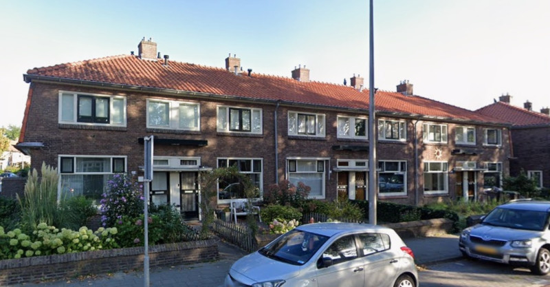 Hogelandsingel 104-114 vanaf hoek Batjanstraat woningen bouwjaar 1930 foto 2025.jpg