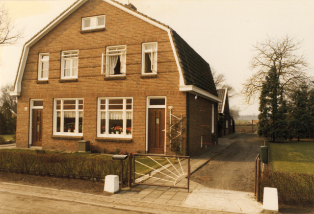 Holterhofweg 226-228 woningen bouwjaar 1929 foto1977.jpeg