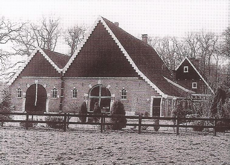 Holzikweg 10 Erve Holzik rijksmonument.jpg