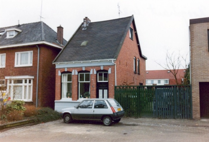 Hoogstraat 102 woning bouwjaar 1907 foto 1991.jpg