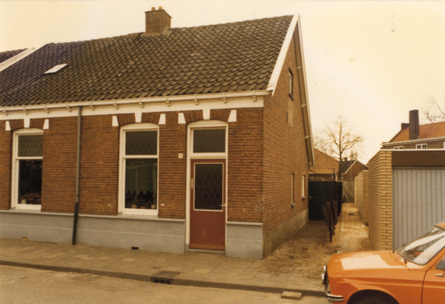 Hopstraat 29-31 Twee-onder-één-kap woning bouwjaar 1907 foto 1977.jpeg