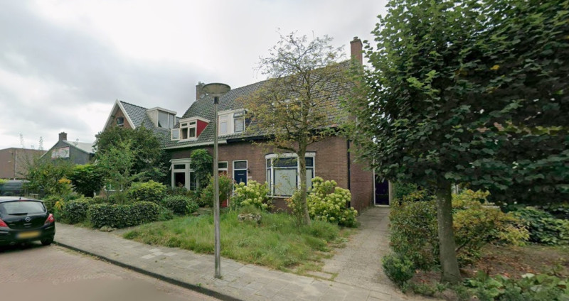 IJsbaanweg 121-123 Twee-onder-één-kap woning bouwjaar 1928 foto 2025.jpg