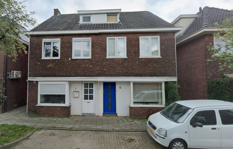 Irisstraat 6-8 Twee-onder-één-kap woning bouwjaar 1934 foto 2025.png