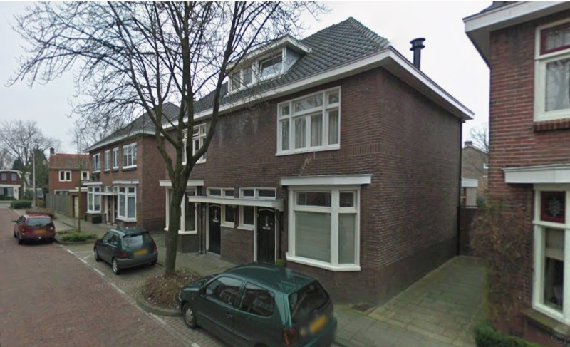 Irisstraat 11-13 woningen bouwjaar 1931 foto 2009.jpg