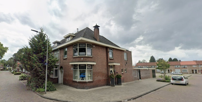 Irisstraat 19-21-23 hoek Narcisstraat woningen bouwjaar 1932 foto 2025.jpg