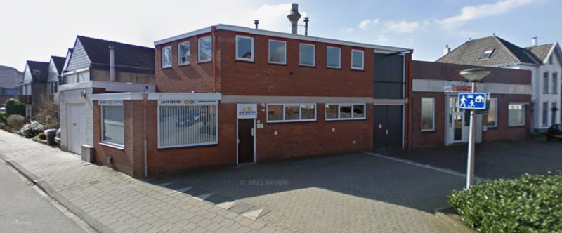 J.W. Racerstraat 1 hoek Boddenkampstraat foto 2009.jpg