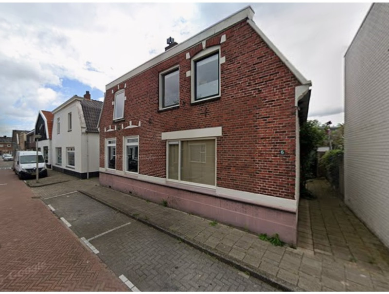 Jacob van Lennepstraat 6-8 woningen bouwjaar 1903 foto 2025.jpg