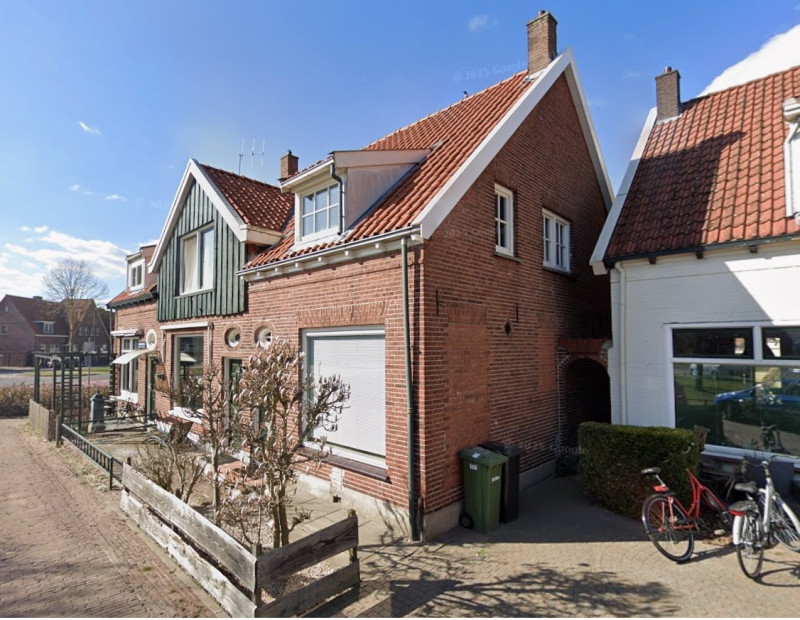 Janninksplein 1-2-3 hoek Zwedeweg woningen bouwjaar 1913 foto 2022.jpg