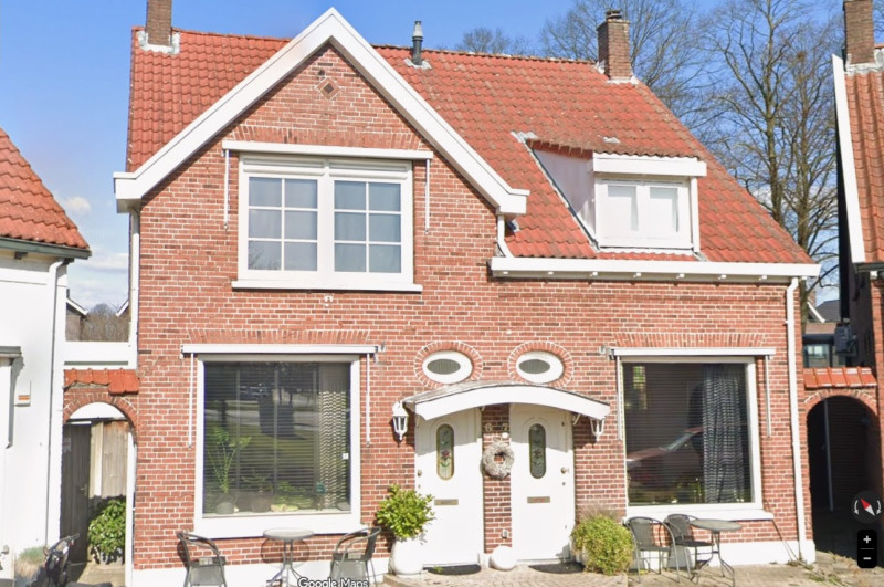 Janninksplein 6-7 Twee-onder-één-kap woning bouwjaar 1913 foto 2022.jpg