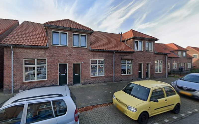 Janninksweg 27-29-31-33 woningen 1922 foto 2020.jpg