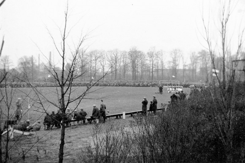 Volkspark voetbalveld.jpg