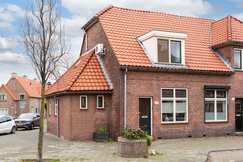 Janninksweg 129-131 hoek Keperstraat.jpg