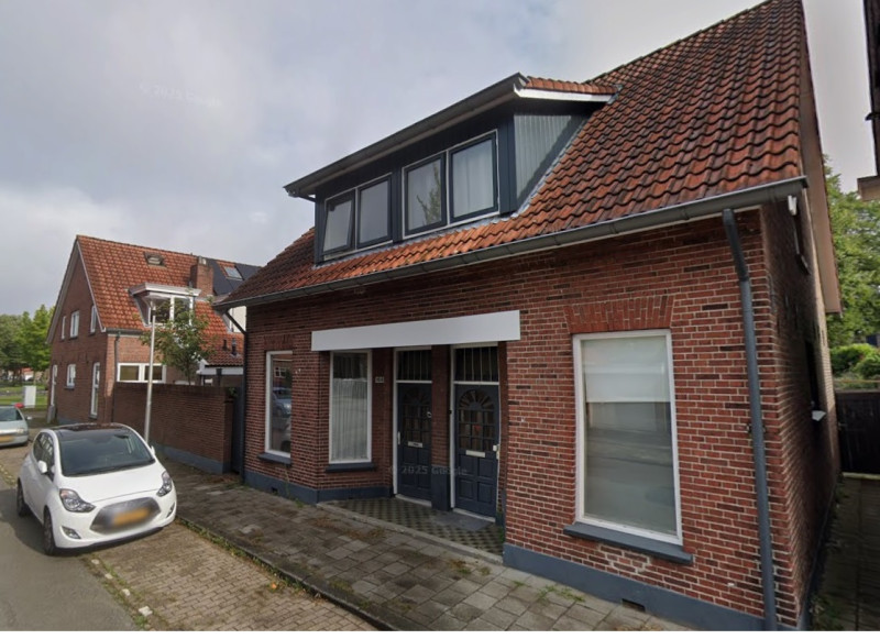 Janninksweg 166-168 richting Janninksplein en Pathmossingel woningen bouwjaar 1916 foto 2025.jpg