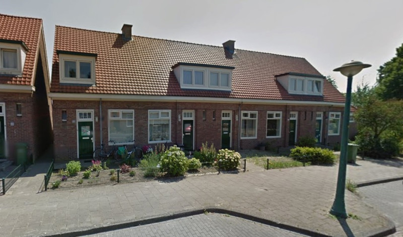 Javastraat 70-72-74-76-78 woningen bouwjaar 1931 foto juli 2015.jpg