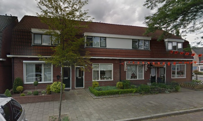 Javastraat 197-199-201-203 hoek Molukkenstraat woningen bouwjaar 1930 foto 2014.jpg