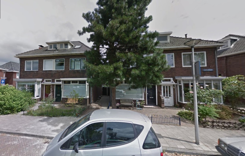 Josinkmorsplein 1-2-3-4 hoek Beukstraat.jpg