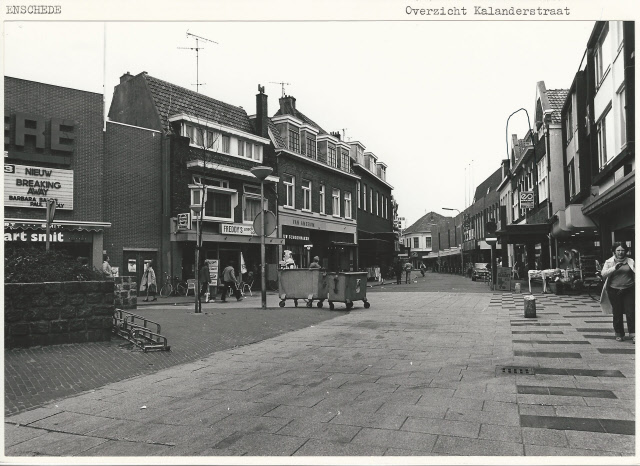 Kalanderstraat 18 schoenenzaak Van Amerom 8-5-1980.jpeg