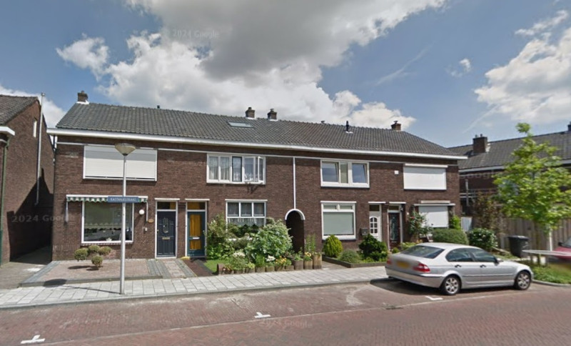 Kastanjestraat 9-11-13-15 woningen bouwjaar 1934 foto 2014.jpg