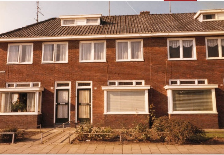 Kastanjestraat 24-26-28 woningen 1980.jpg