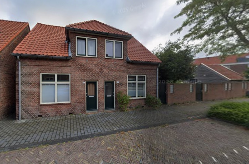 Keperstraat 2-4 Twee-onder-één-kap woning bouwjaar 1921 foto 2025.jpg
