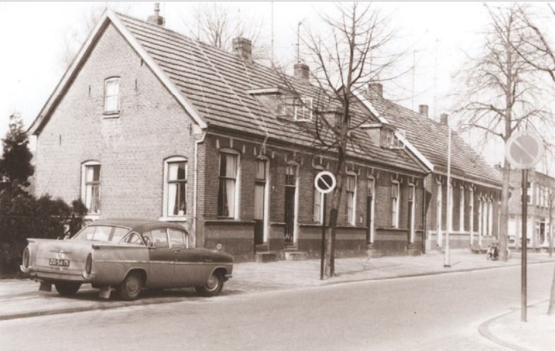 Kerkstraat 11-13-15-17-19 Glanerbrug woningen gezien vanaf de Gronausestraat 1967.jpg