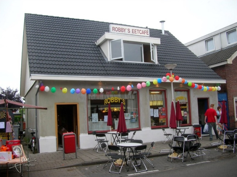 Kerkstraat 61-63 Robby's Eetcafe.jpg