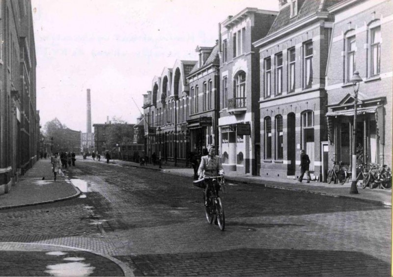 Haaksbergerstraat tegenover Scholten.jpg